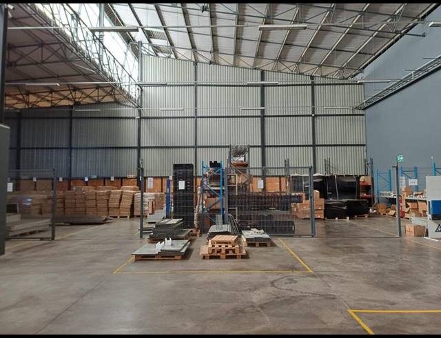 INDUSTRIAL PROPERTY TO RENT IN LOUWLARDIA